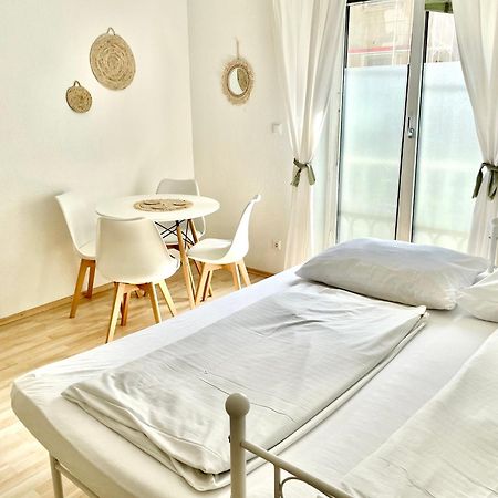 Contactless Self-Check-In - City Apartment Zum Wohlfuhlen Ans16 Грац Экстерьер фото